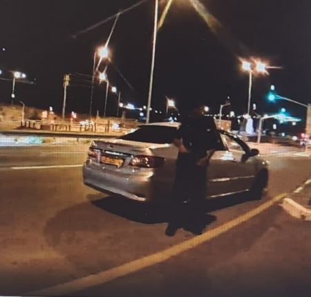 اعتقال 3 شبان من الظاهرية -الخليل بسرقة سيارة من نوع تويتا بالقرب من معاليه أدوميم